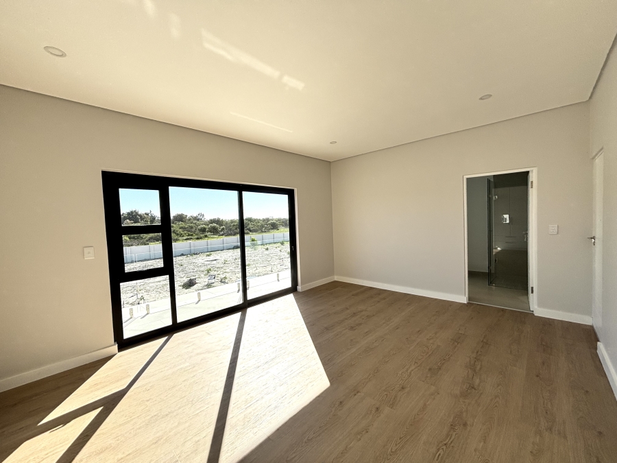 4 Bedroom Property for Sale in Sandown Western Cape